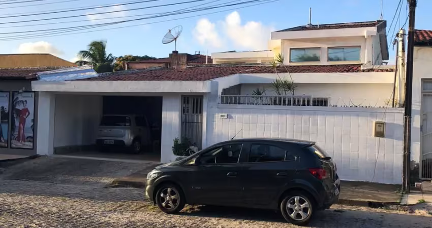 Casa 4/4 sendo 02 suítes 400m² próximo à arena das dunas - lagoa nova