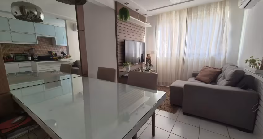 Belissimo apartamento 2/4 reformado projetado no ecopark cond clube