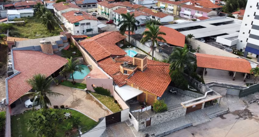 Casa alto padrão 550m² construída e terreno de 1.000m²