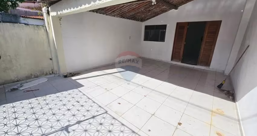 Casa em neópolis bem localizada com espaço comercial