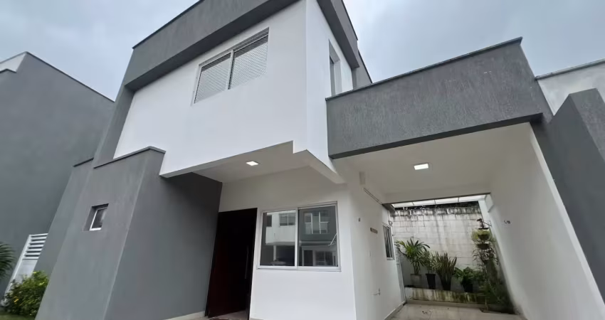 Belíssima casa 3/4 sendo 02 suítes no condomínio fechado - nova parnamirim