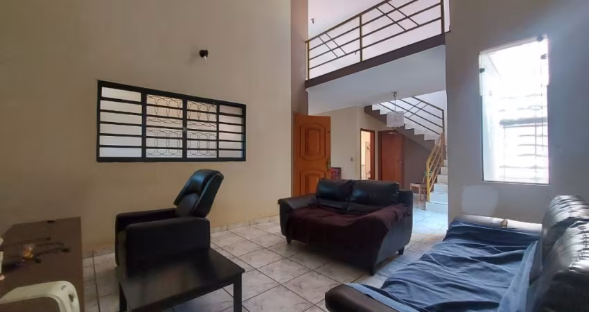 Sobrado à Venda – R$ 360.000,00. Localização: Alexandre Balbo , Ribeirão Preto - SP