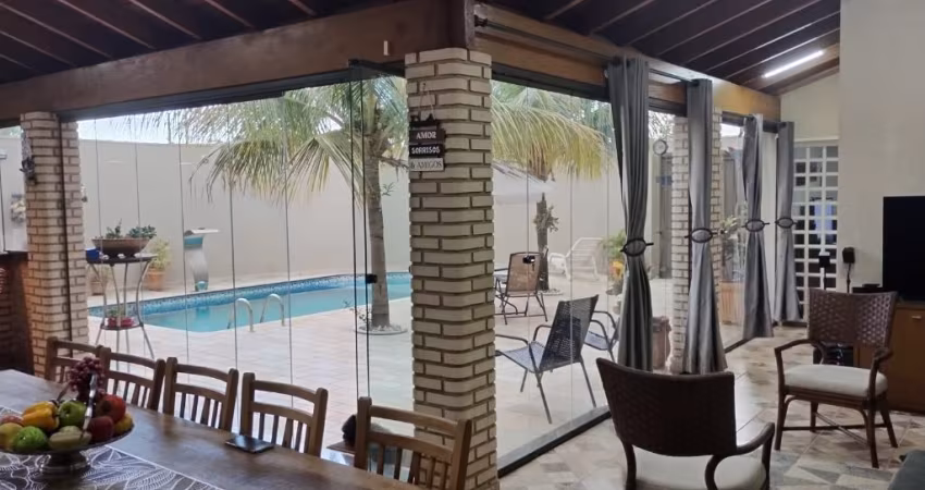 Casa à Venda  R$ 750.000,00. Localização: Cândido Portinari  Ribeirão Preto- SP.