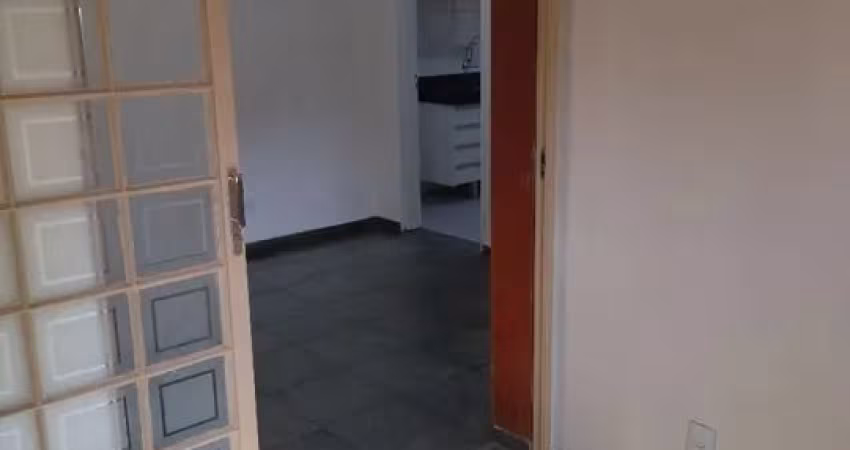 Apartamento à Venda no Condomínio Fechado R$ 250.000,00.Localização: Republica Ribeirão Preto - SP.