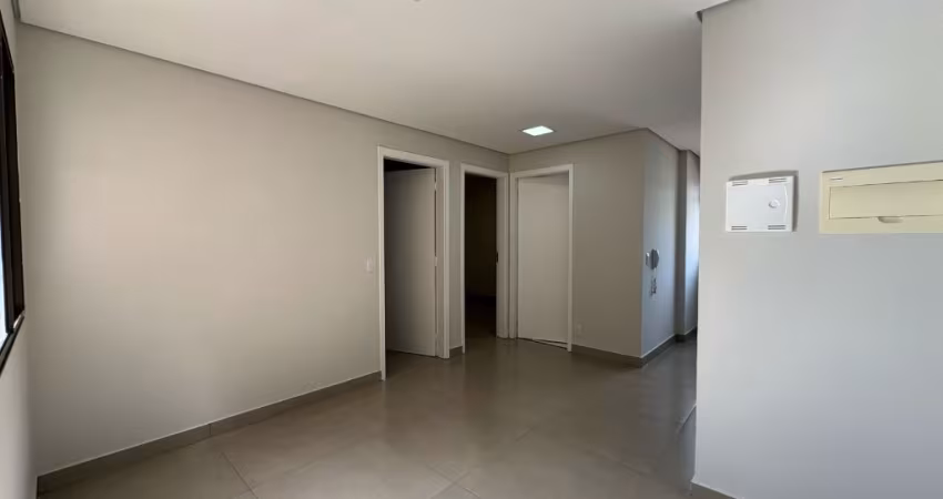Apartamento à Venda no Condomínio Fechado R$ 159.000,00. Localização: Jardim José Sampaio, Ribeirão Preto - SP.