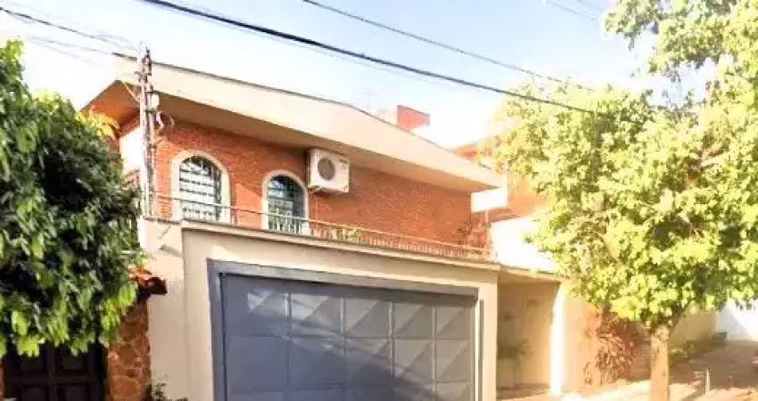 Sobrado à Venda R$ 900.000,00. Localização: Alto da Boa Vista, Ribeirão Preto - SP