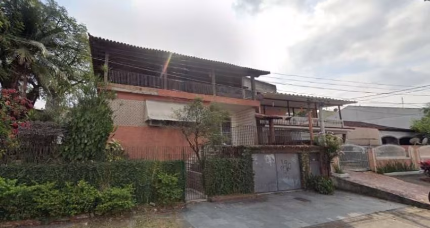 Casa comercial com 5 salas à venda na Rua Olinda Ellis, 501, Campo Grande, Rio de Janeiro