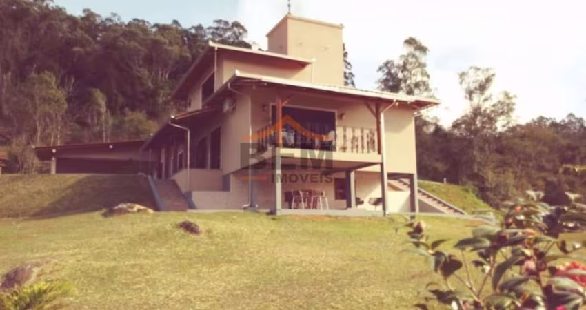 Sítio com 2 dormitórios à venda, 10000 m² por R$ 1.650.000,00 - Centro - Angelina/SC