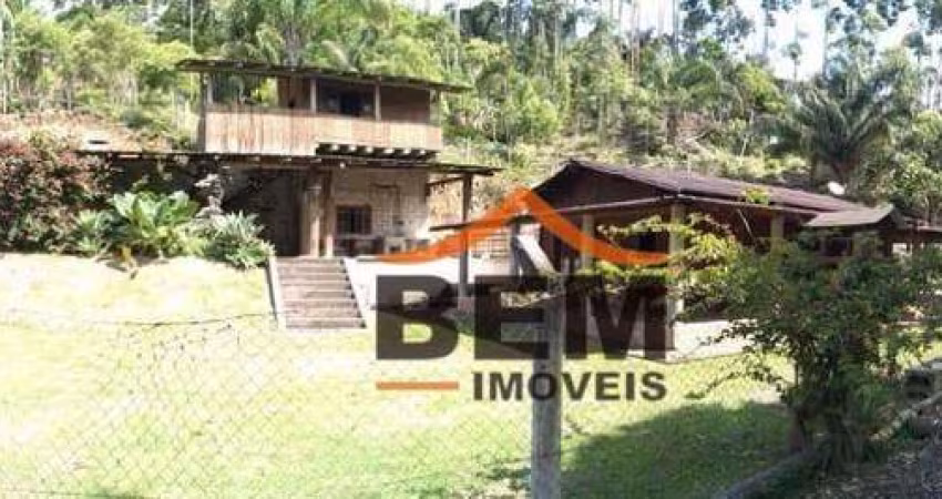 Sítio com 3 dormitórios à venda, 26,700 m² por R$ 1.300.000 - Rio Pequeno - Camboriú/SC