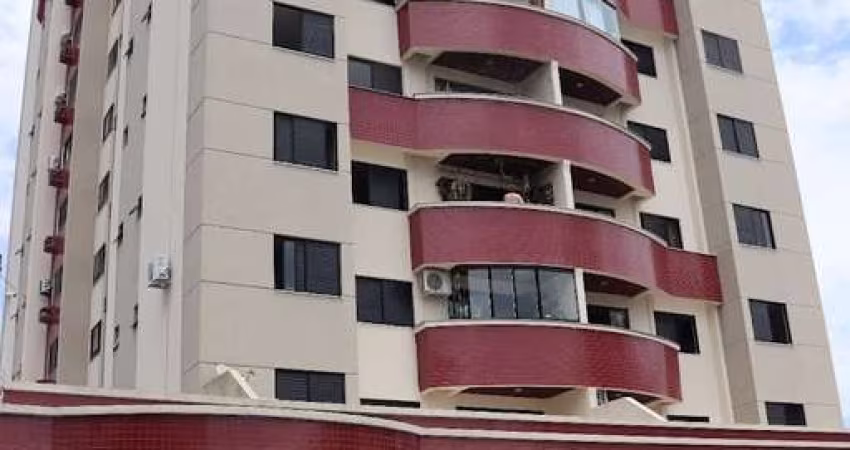 Apartamento com 3 dormitórios à venda, 106 m² por R$ 770.000,00 - Centro - Itajaí/SC