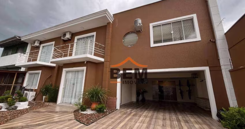 Casa com 3 dormitórios à venda, 400 m² por R$ 2.600.000,00 - São João - Itajaí/SC