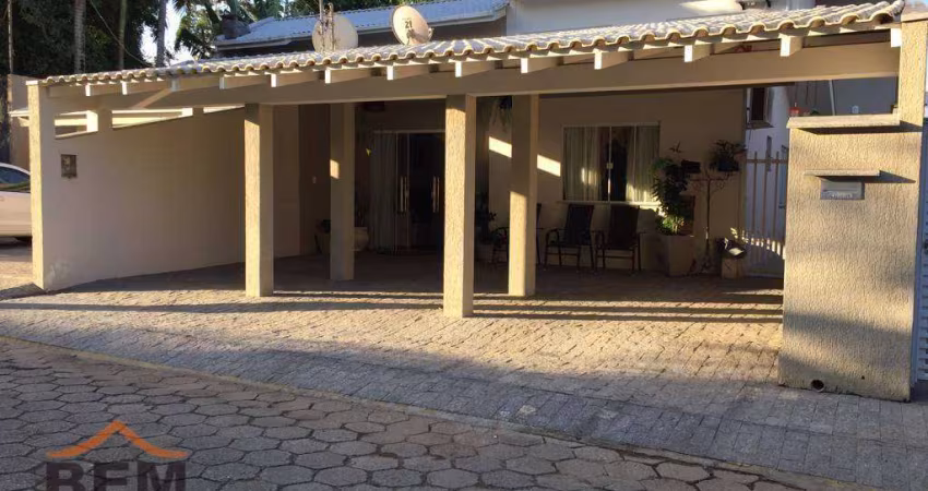 Casa com 3 dormitórios à venda, 156 m² por R$ 900.000 - São Judas - Itajaí/SC