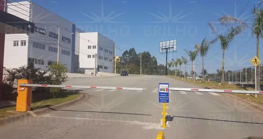Galpão em Cotia