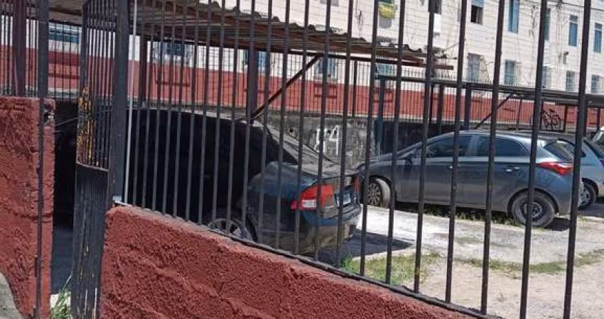 Apartamento em Conjunto Habitacional Presidente Castelo Branco  -  Carapicuíba