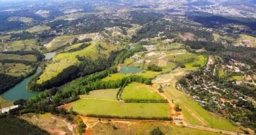 TERRENO À VENDA NO LOTEAMENTO TERRA CAXAMBU EM JUNDIAÍ - 1.047 m², Belíssimo lote em condomínio fechado com toda infraestrutura e comodidades na região.