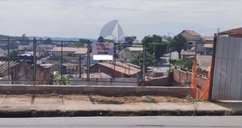 Ótimo terreno á venda no jd. do lago em jundiaí- 300 m², com projeto aprovado para construção de salão e galpão com 264 m²,