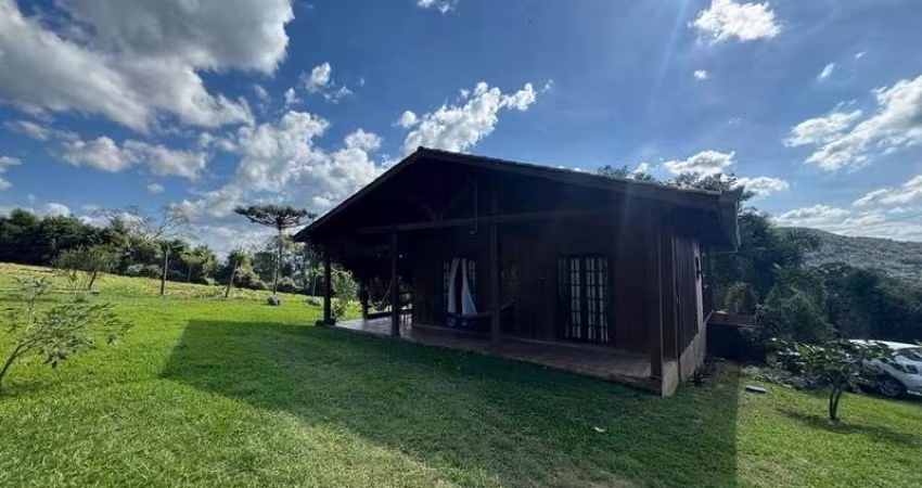 Chácara Pronta com Vista Para o Morro do Cal