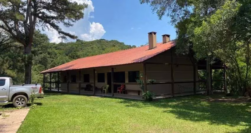 Belíssima chácara à venda em três córregos – campo largo/pr