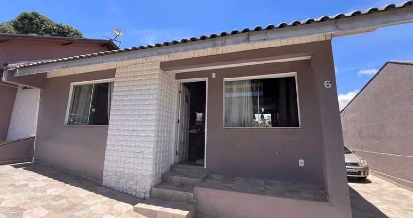Casa em Condomínio Privativo com poucas unidades