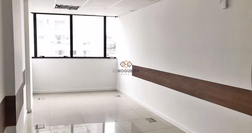 Sala comercial à venda mobiliada no Estreito em Florianópolis SC