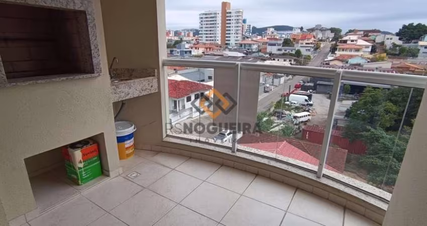 Apartamento em Ipiranga, São José/SC