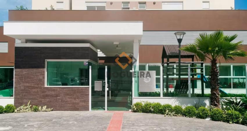 Apartamento semi-mobiliado no Estreito!