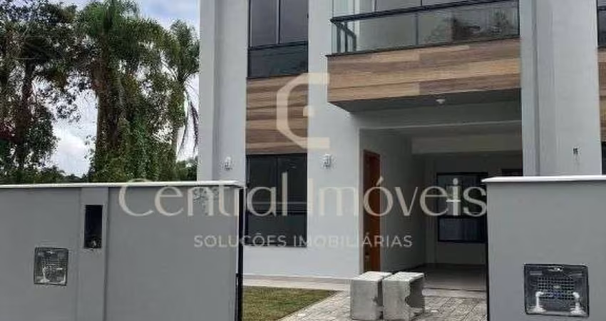 Lindo Sobrado Geminado - Centro - Balneário Piçarras