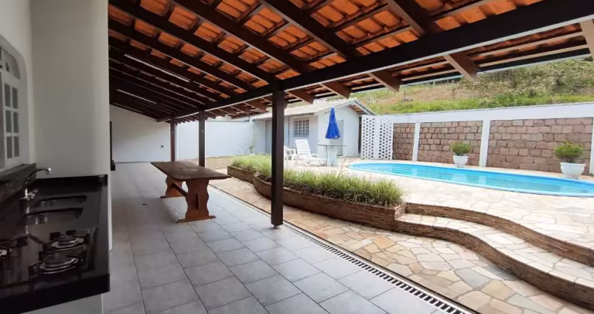 Casa com 3 quartos à venda na Rua Itajaí, Rio Morto, Indaial