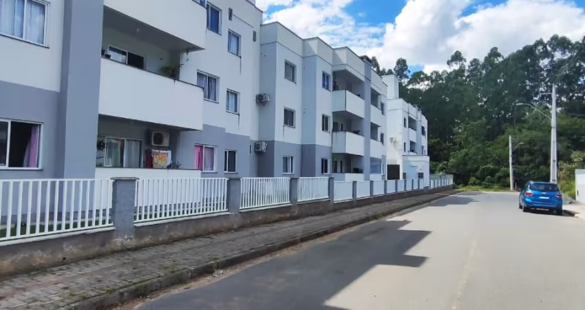 Amplo apartamento no bairro Ribeirão das Pedras em Indaial SC