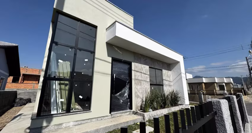 Casa com 03 quartos (suíte) no jardim europa de indaial!