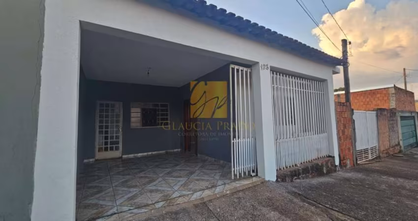CASA com 03 quartos para VENDA