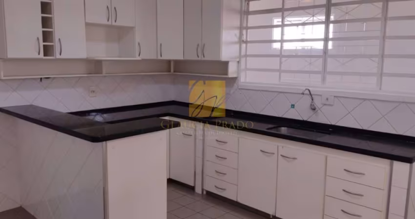 CASA com 03 quartos para VENDA
