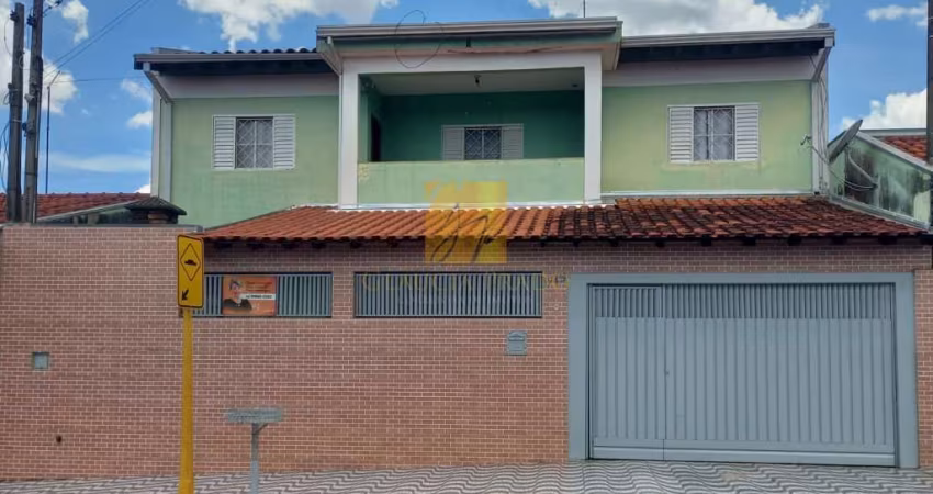 CASA com 03 quartos para VENDA