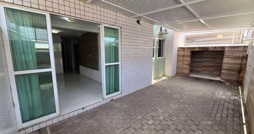 Apartamento térreo com área externa privativa com 2 dormitórios à venda, 87 m² por R$ 290.000 - Intermares - Cabedelo/PB