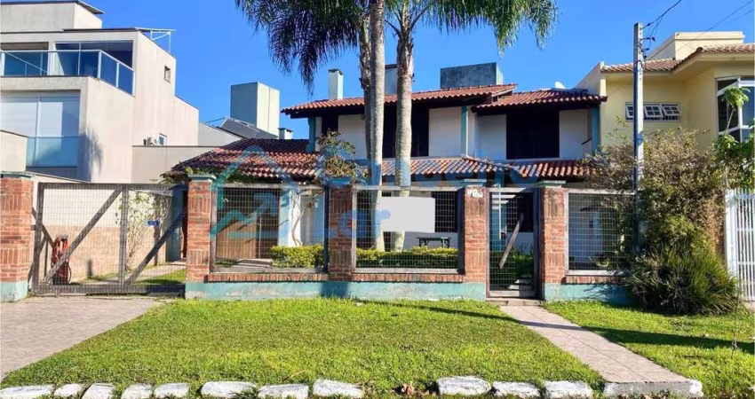 Casa para Venda em Torres, Praia da Cal, 4 dormitórios, 1 suíte, 5 banheiros, 2 vagas