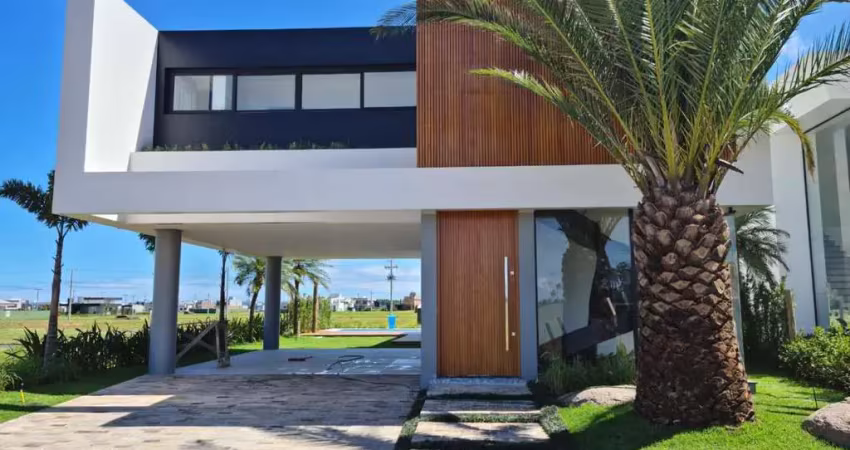 Casa em Condomínio para Venda em Torres, Torres, 4 dormitórios, 4 suítes, 4 banheiros, 2 vagas