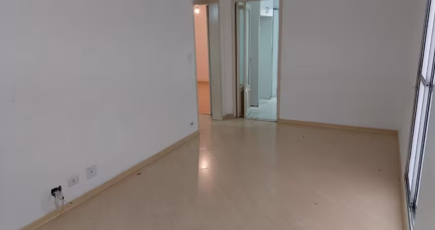 OPORTUNIDADE! Apartamento TÉRREO Vila Augusta 02 dormitórios.