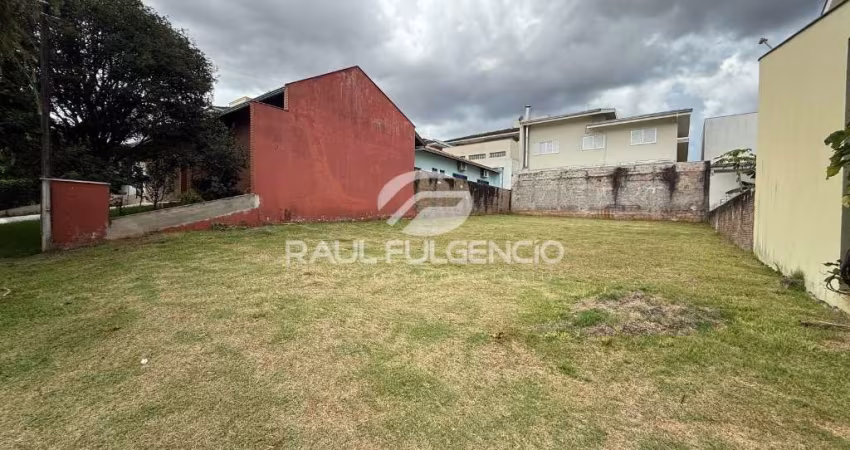 Terreno no Condomínio Vale do Arvoredo em Londrina