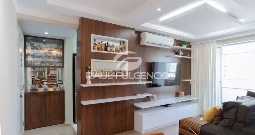 Apartamento no Ed. Cosmopolitan, andar alto, face norte à venda por R$710.000 - Gleba Palhano