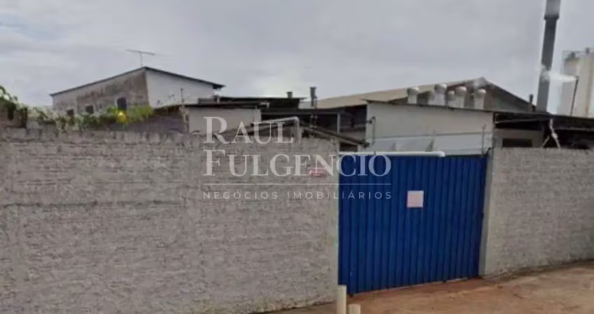 Terreno para barracao industrial proximo avenida tiradentes