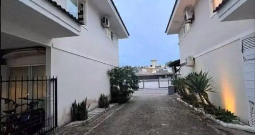 Casa no campeche 3 dorms. 2 garagem aceita financiamento