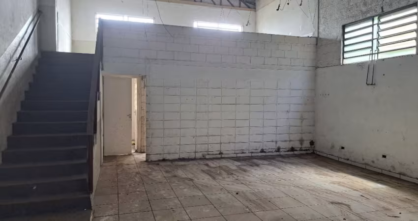 Loja/Deposito - Centro Comercial Itapecerica da Serra