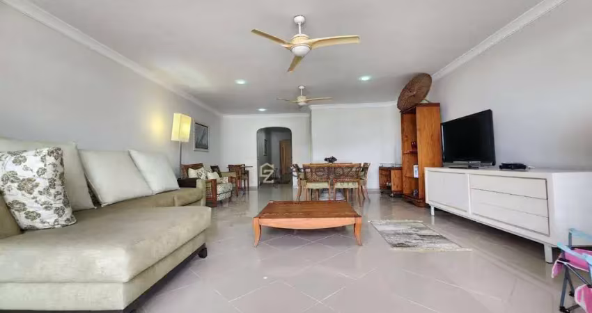 Apartamento para venda na praia das astúrias, frente ao mar, reformado, 03 dormitórios, com sacada e 02 vagas de garagem
