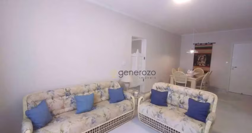 Apartamento á venda na praia das pitangueiras, 02 dormitórios, 01 vaga de garagem, 01 quadra da praia.