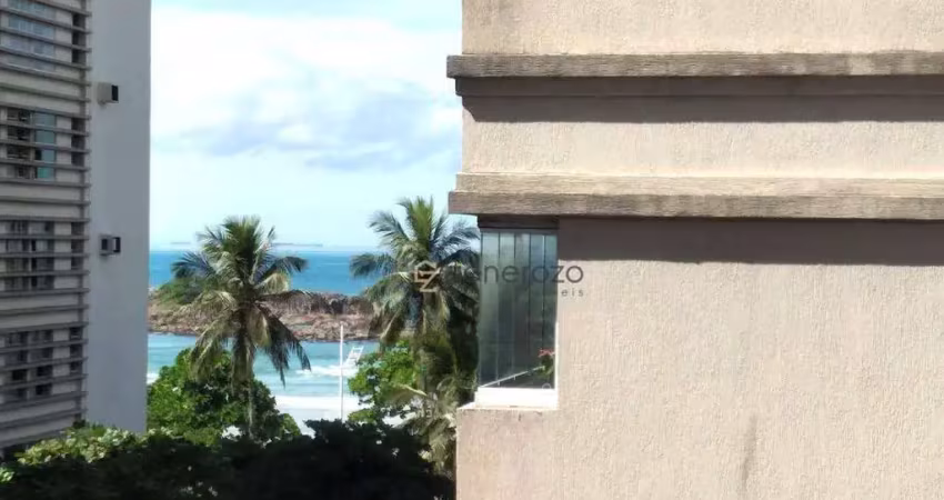 Apartamento á venda na praia das pitangueiras, 03 dormitórios, na quadra da praia.