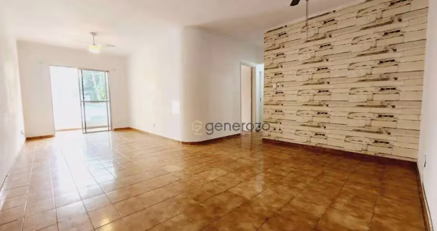 Apartamento a venda na praia das astúrias, 03 dormitórios, com sacada e garagem