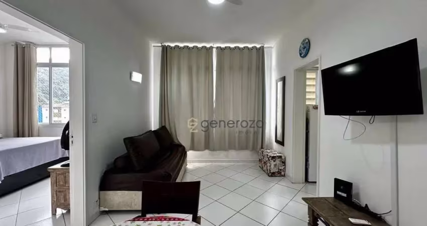 Apartamento a venda na praia das pitangueiras, 01 dormitório, a 02 quadras da praia