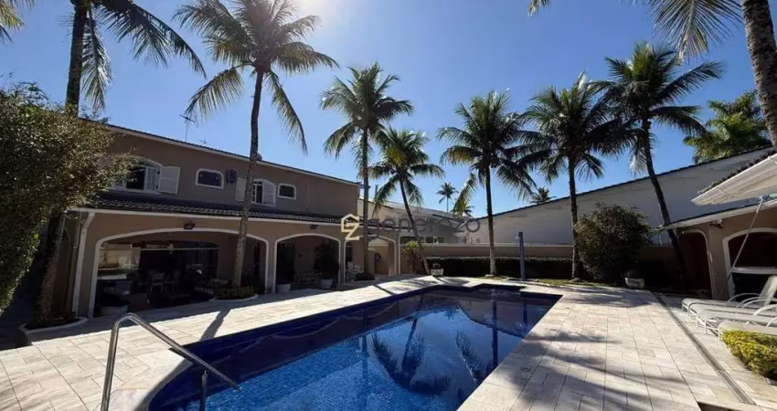 Casa a venda no condomínio acapulco, com 6 dormitórios e lazer privativo