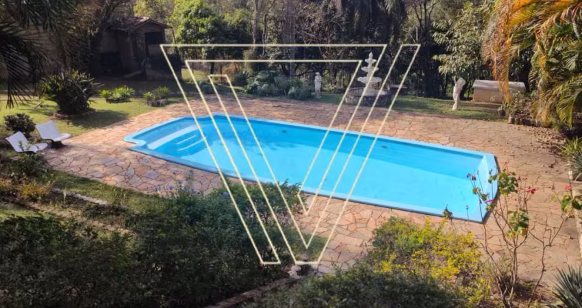*Chácara de 6440 m² com piscina no Pq. Centenário - Jundiaí - CH7457