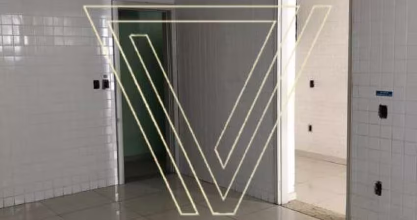 *IMÓVEL COMERCIAL COM 426 M², SENDO 02 ANDARES COM 09 SALAS, CENTRO. - IC7198